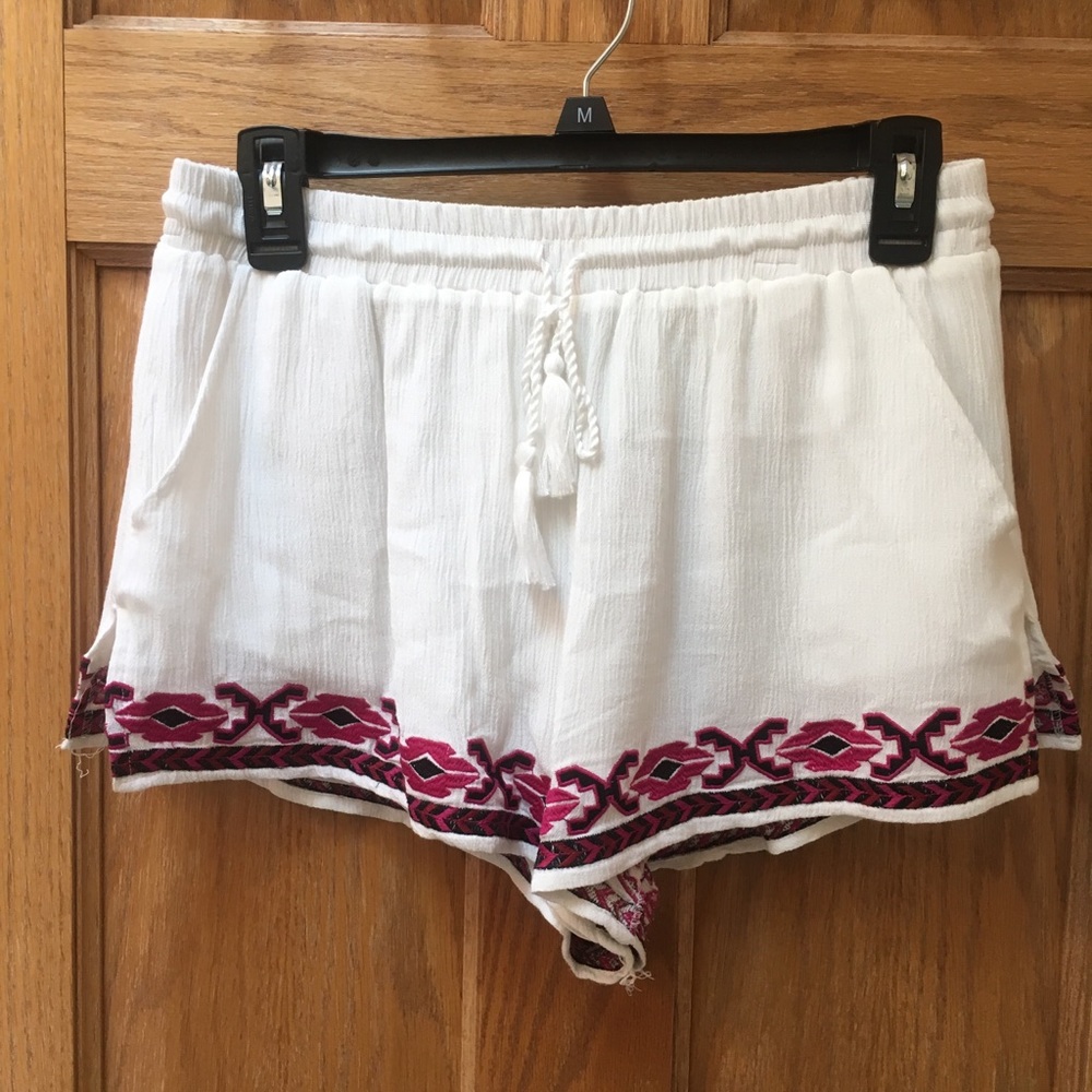Geometric Print Soft Shorts
